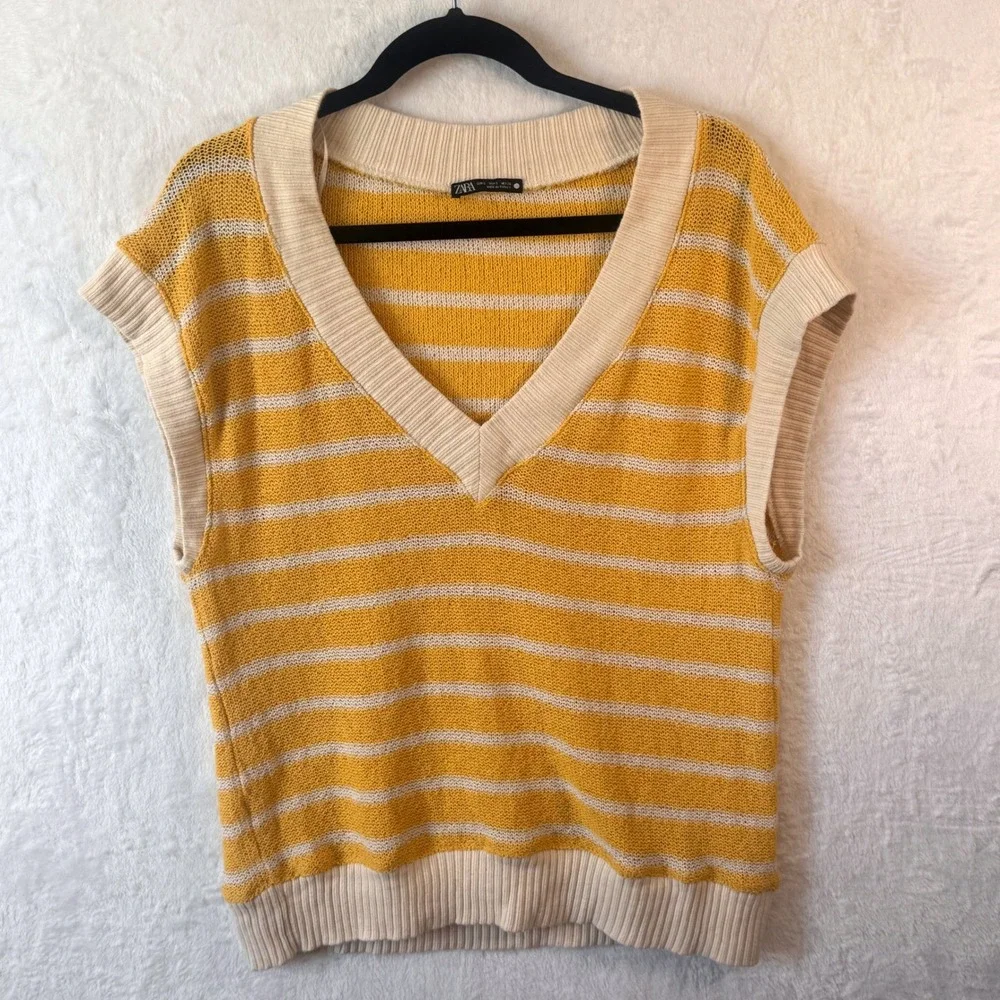 Zara Sweater Vest Striped Knit V-Neck Preppy Academia‎ Small Yellow Women